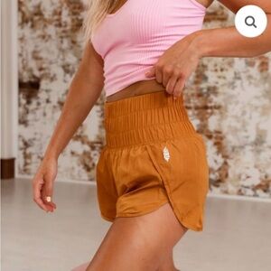 Free People Way Home Toasted Coconut shorts, XS